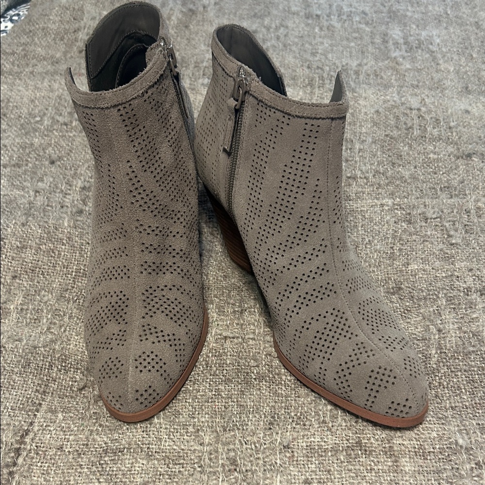 Violet & Red Suede Ankle Bootie. Size 8.5. Great condition.